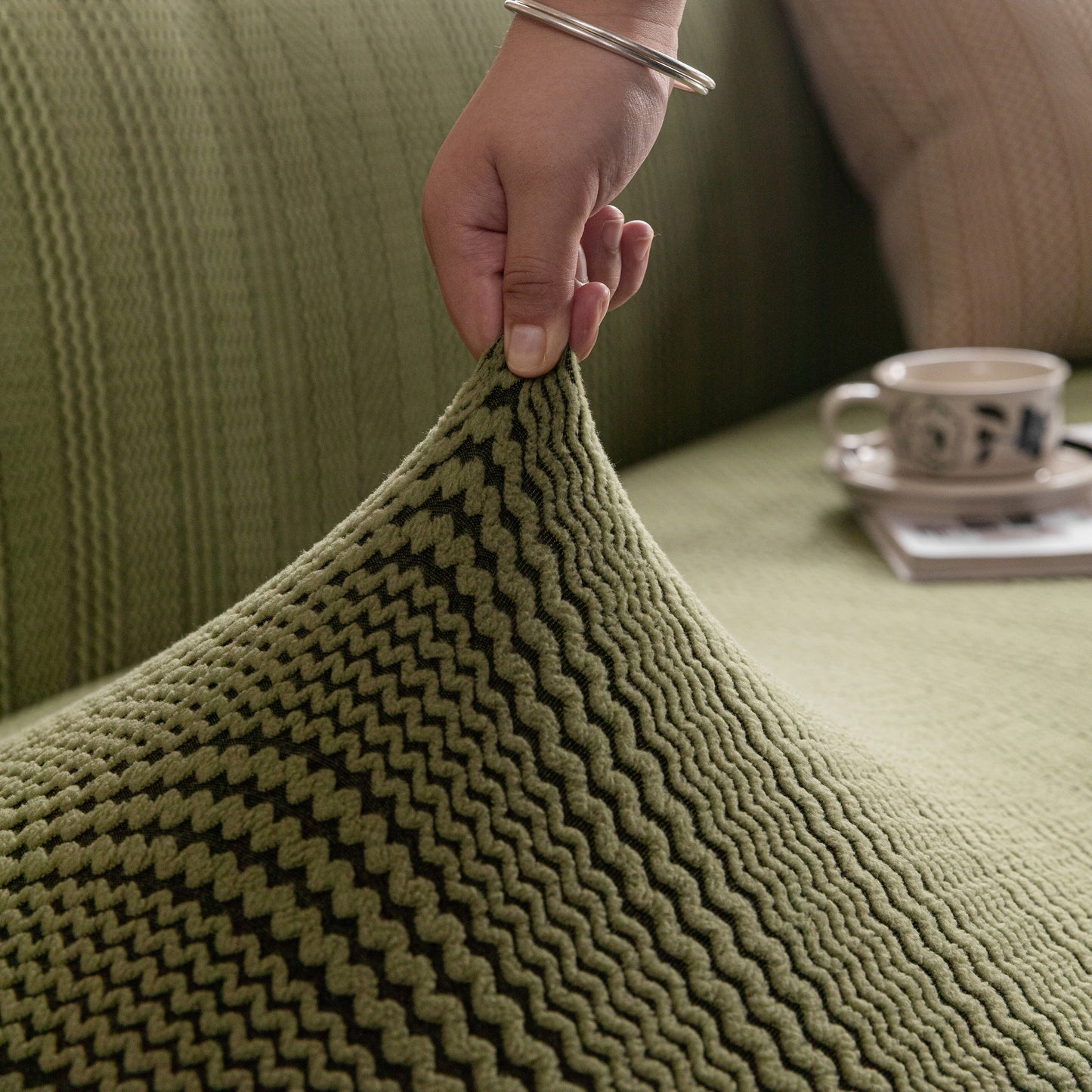 Modern Textured Stretch Sofa Cover, Plush Fleece Sofa Slipcover with 3D Stripe Texture