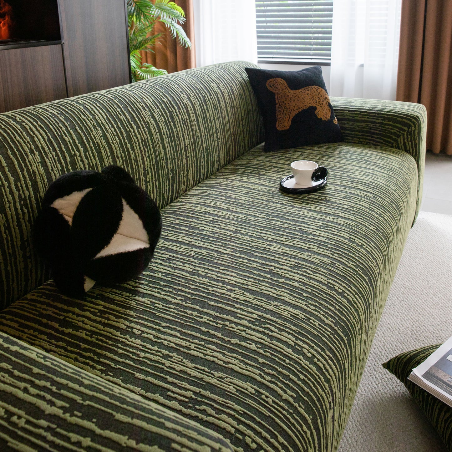 High Stretch Couch Slipcover with Abstract Stripe, Washable Non-Slip Cover for Dogs