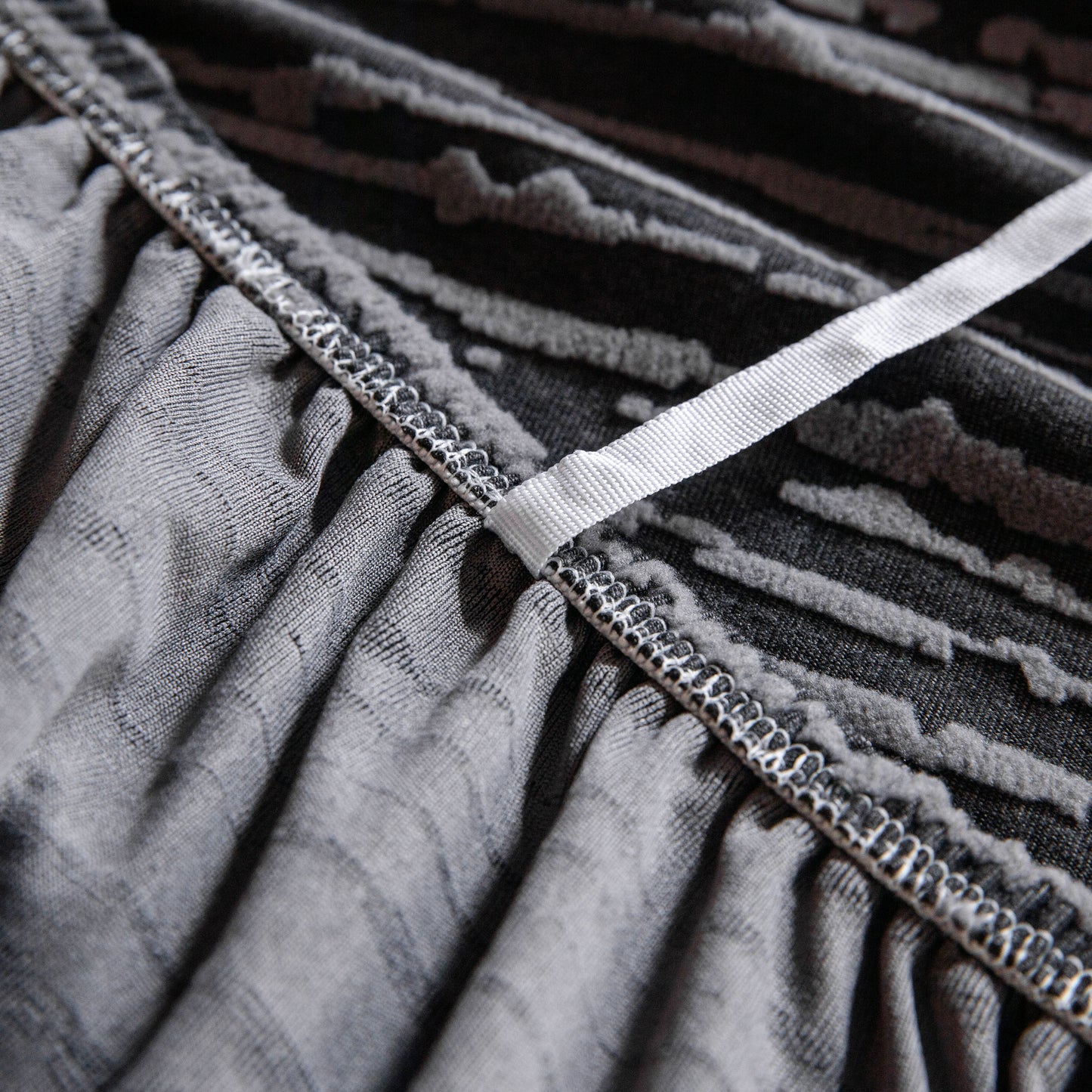 High Stretch Couch Slipcover with Abstract Stripe, Washable Non-Slip Cover for Dogs