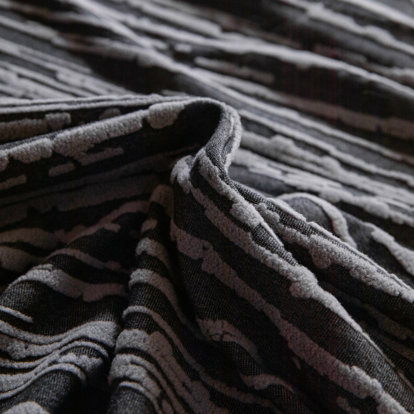 High Stretch Couch Slipcover with Abstract Stripe, Washable Non-Slip Cover for Dogs