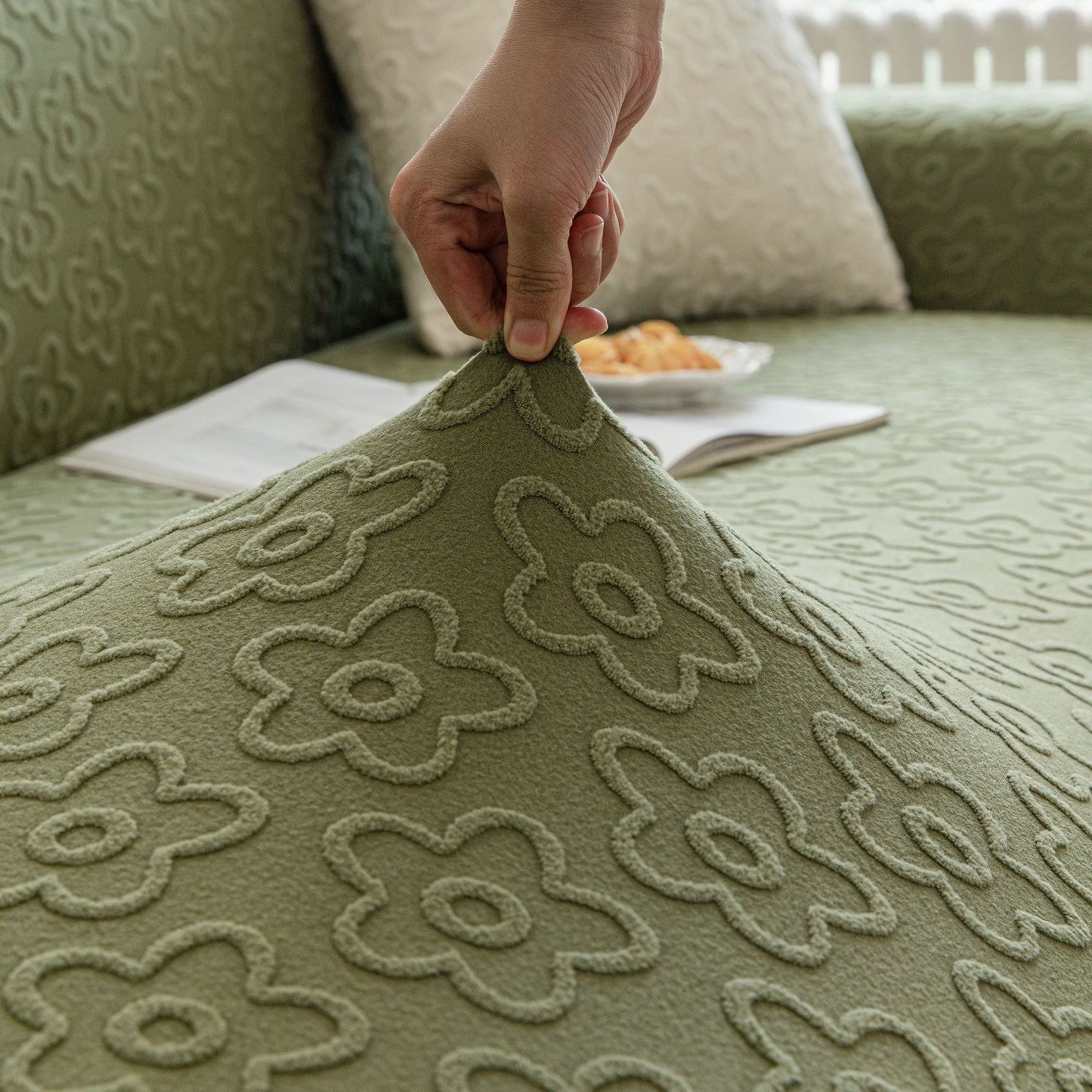 High Stretch Jacquard Sofa Slipcover, Soft Spandex Textured Floral Couch Cover