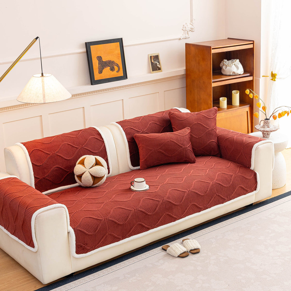 Thickened Crystal Velvet Sofa Cover, Non-Slip Quilted Couch Protector for Pets & Kids