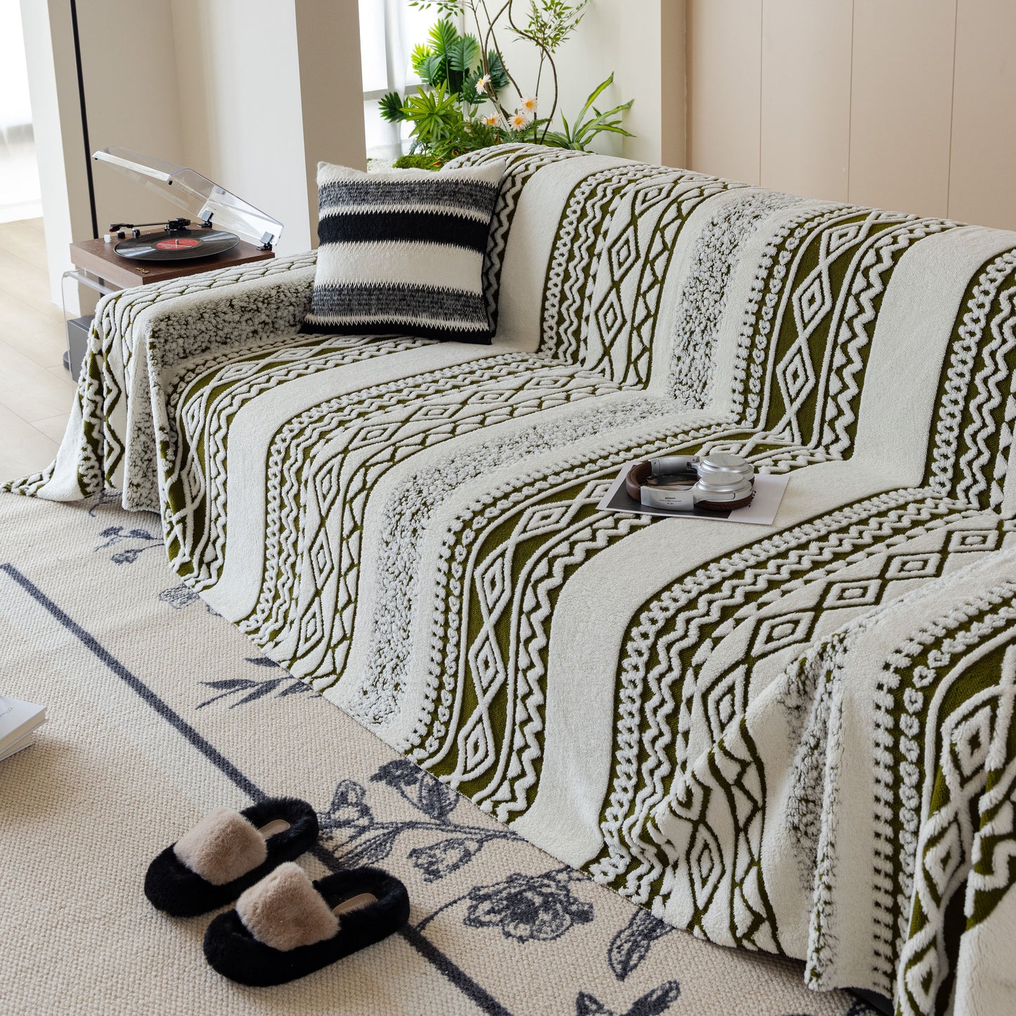 Bohemian Tufted Sofa Cover, Plush Fleece Throw Blanket with 3D Woven Aztec Stripes