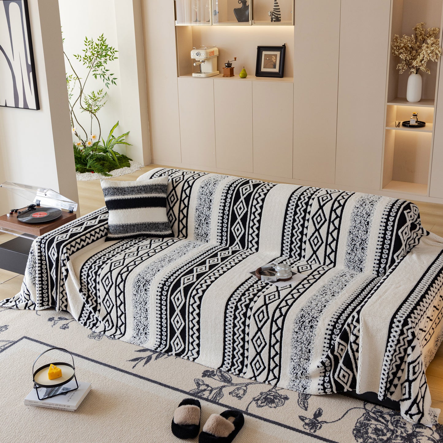 Bohemian Tufted Sofa Cover, Plush Fleece Throw Blanket with 3D Woven Aztec Stripes