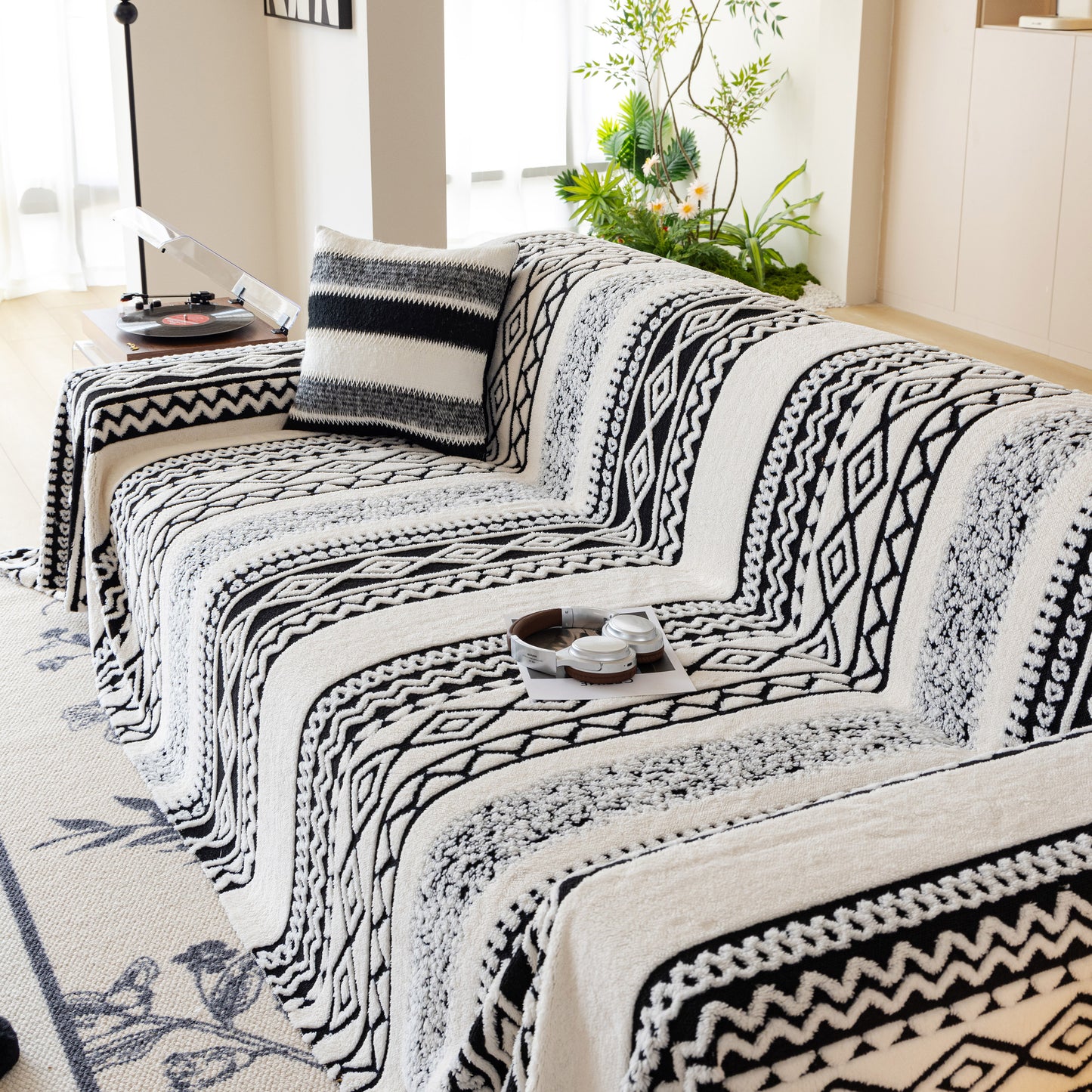Bohemian Tufted Sofa Cover, Plush Fleece Throw Blanket with 3D Woven Aztec Stripes