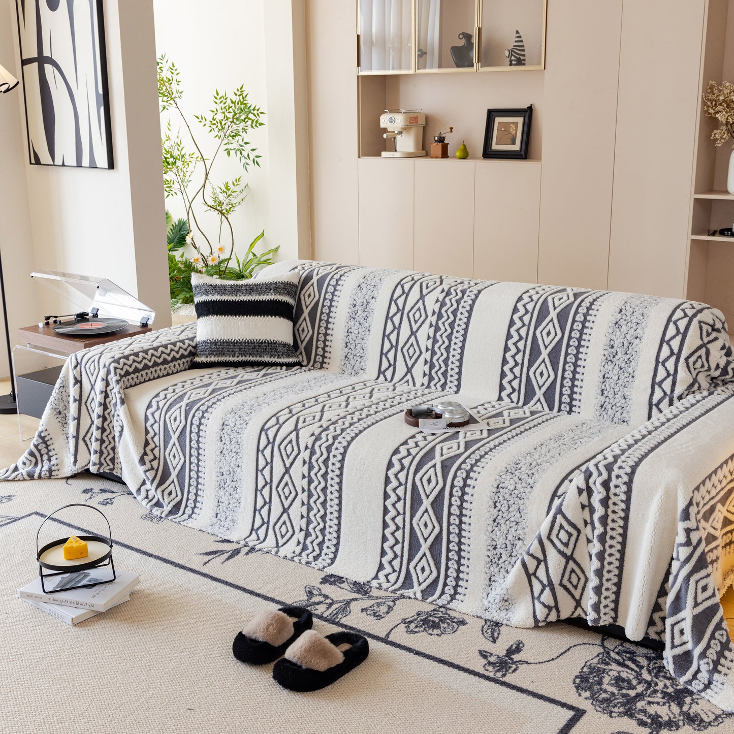 Bohemian Tufted Sofa Cover, Plush Fleece Throw Blanket with 3D Woven Aztec Stripes