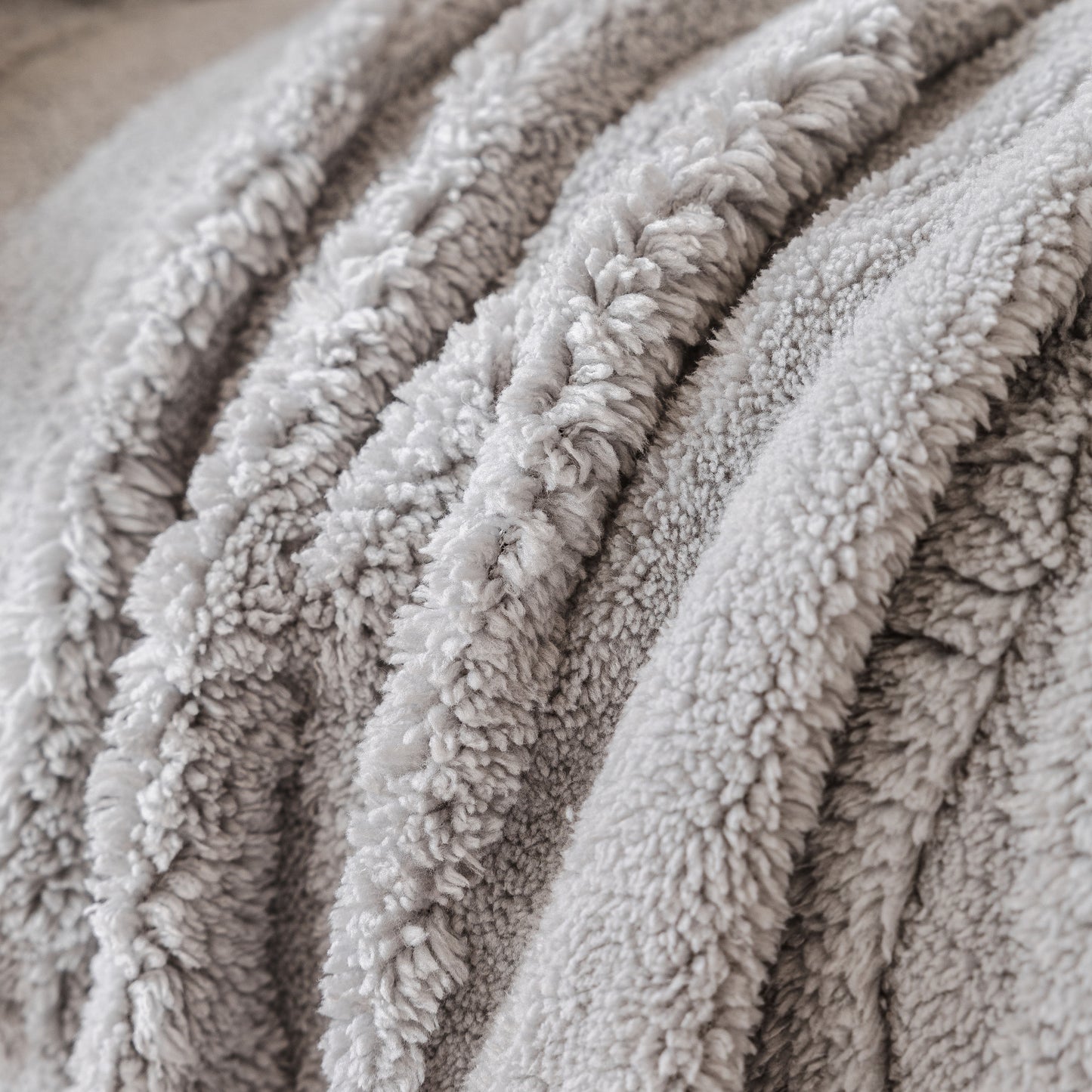 Modern 3D Water Ripple Sofa Cover, Non-Shedding Cream Style Furniture Protector Throw