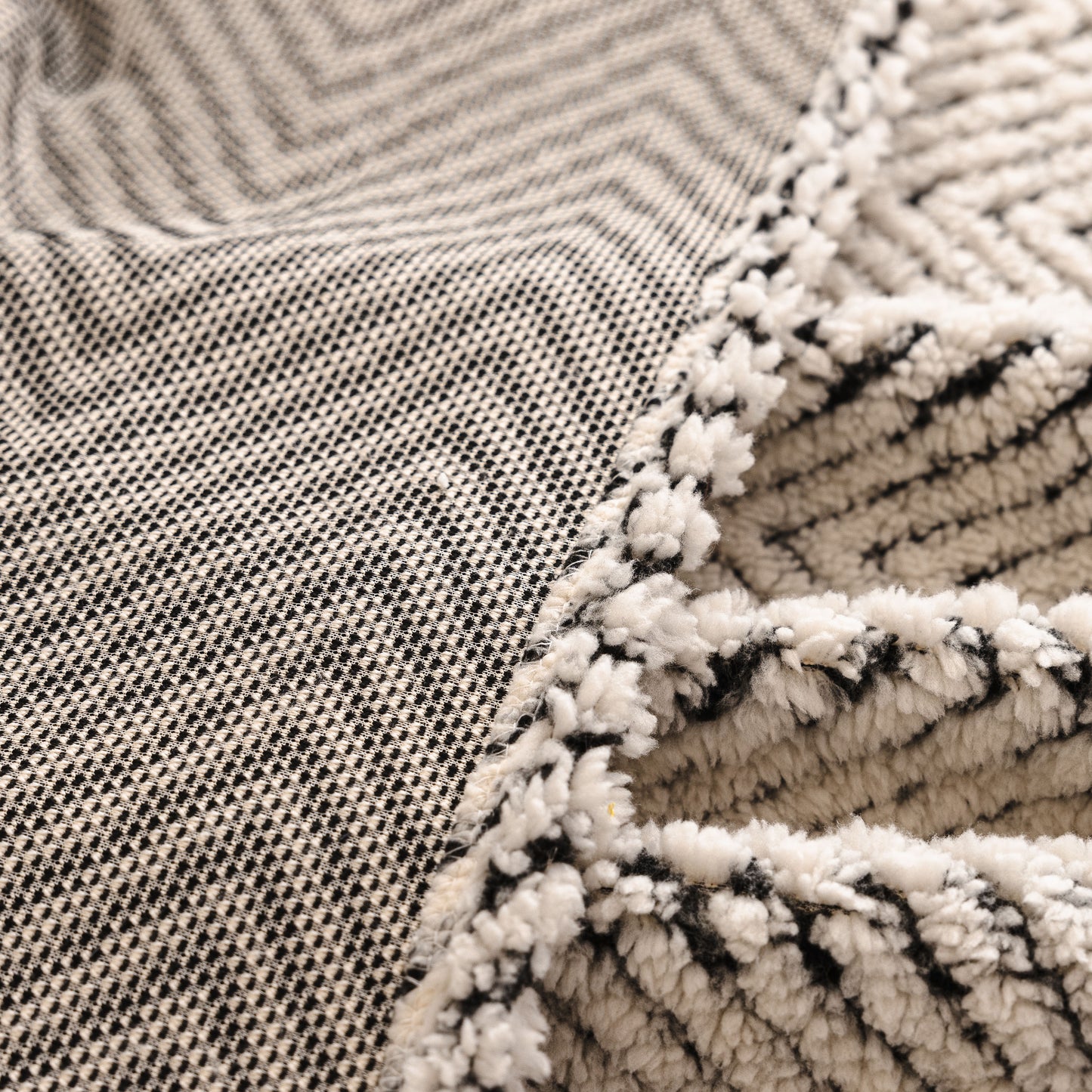 Thick Plush Sofa Cover Throw for Couch, 3D Textured Herringbone Washable Slipcover