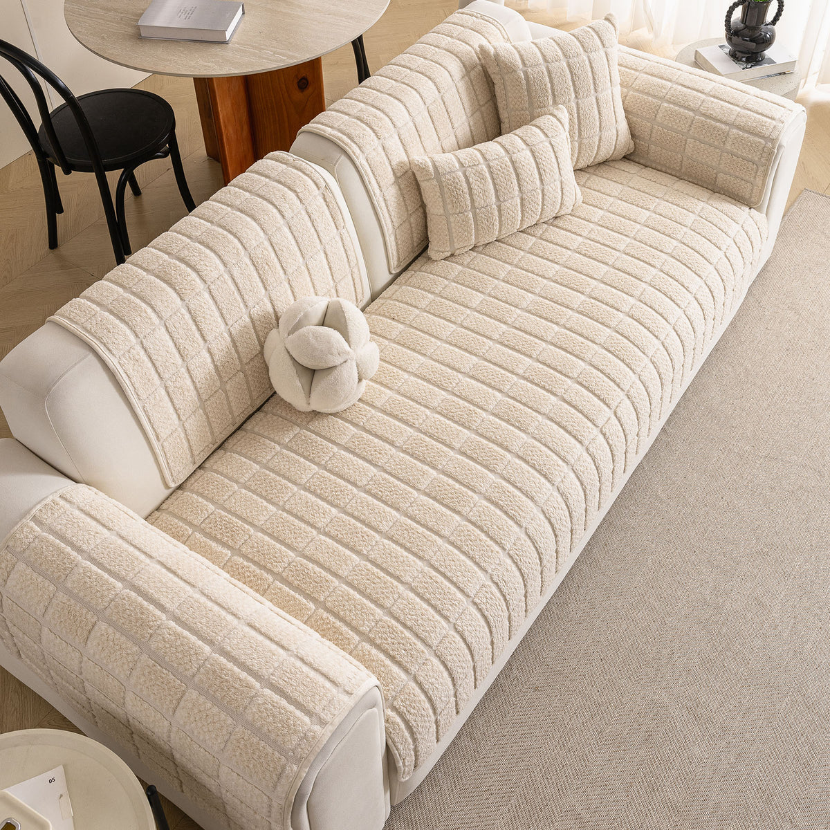 Plush Sofa Protector, Soft Couch Cover with Silicone Non-Slip Backing for Pets & Kids