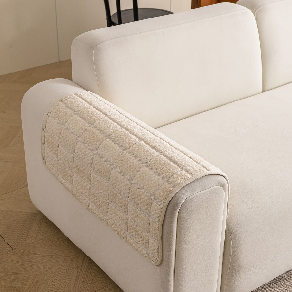 Plush Sofa Protector, Soft Couch Cover with Silicone Non-Slip Backing for Pets & Kids