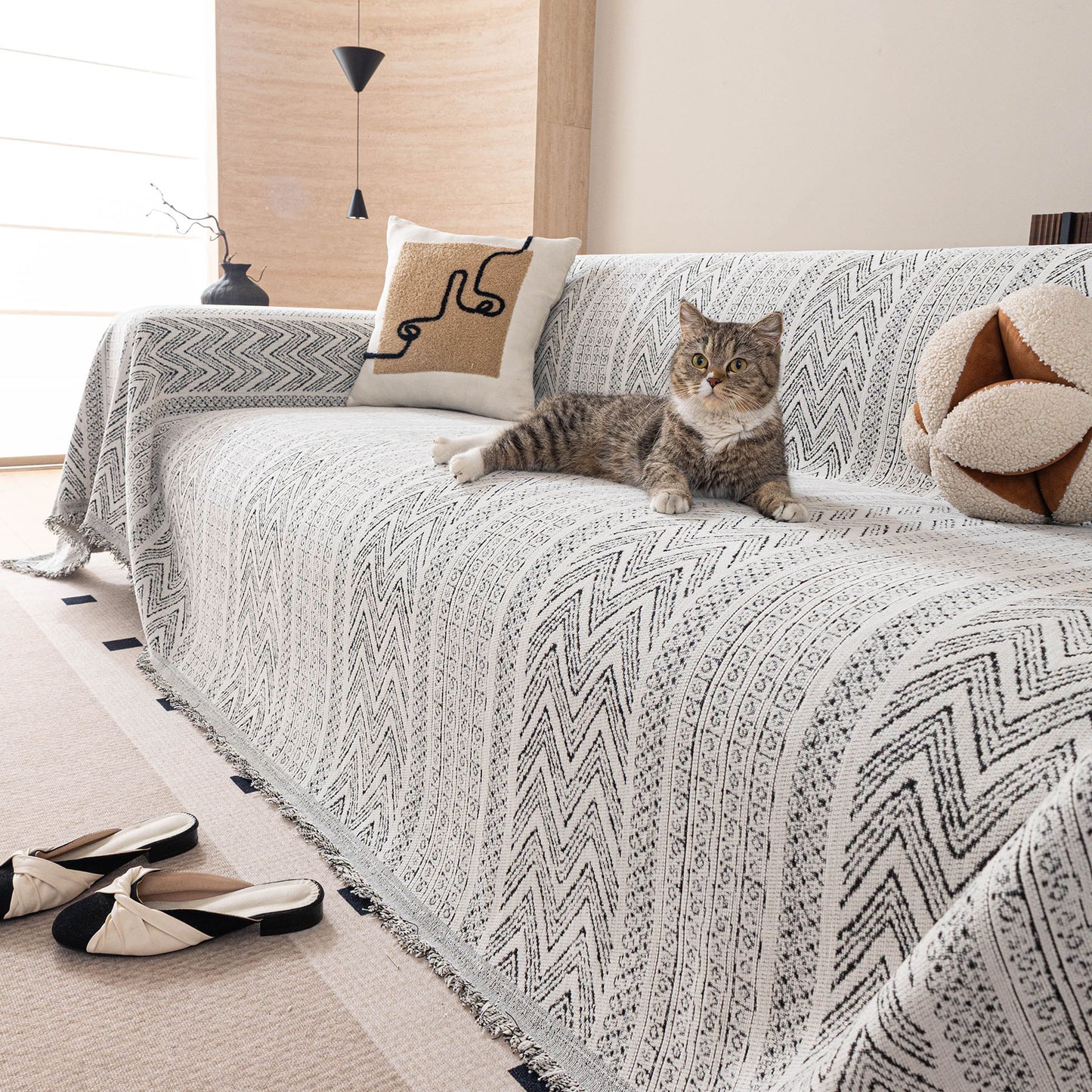Decorative Slipcover for Pets, Kids, Boho Woven Couch Cover Throw Blanket with Tassel