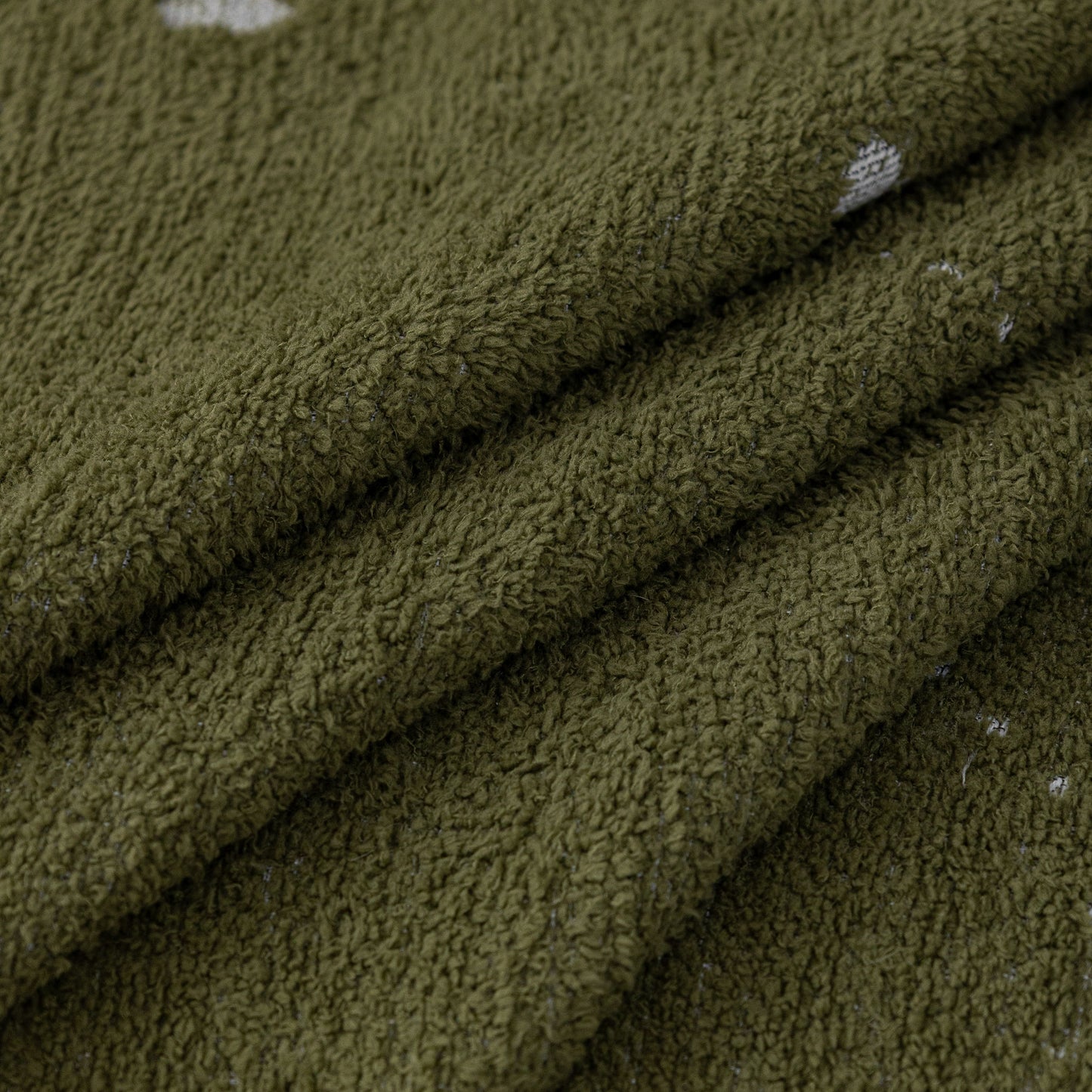 Luxurious Jacquard Couch Cover, Snag-Resistant Pet Friendly Couch Throw with Fringe