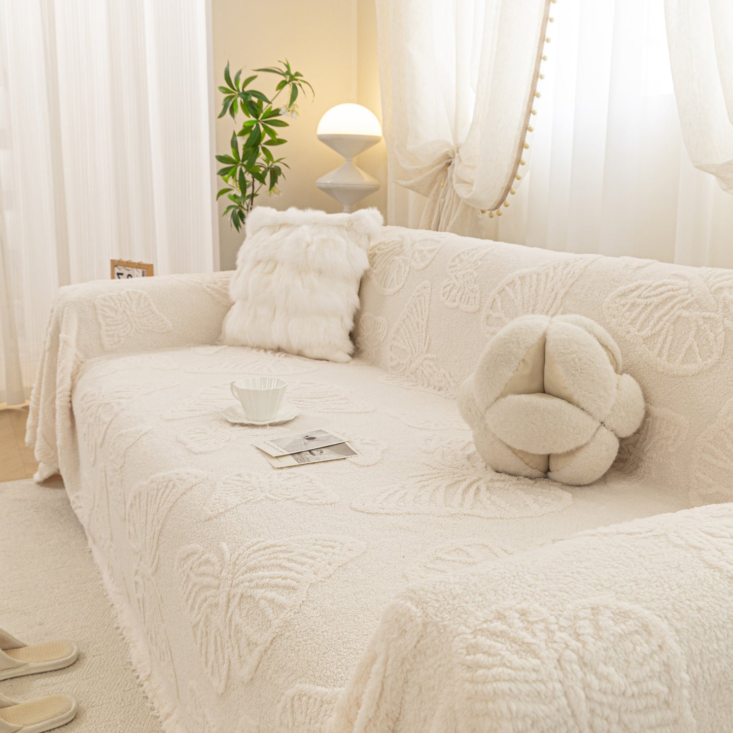 Luxury 3D Butterfly Jacquard Sofa Throw Blanket, Ultra-Soft Plush Fleece Couch Cover