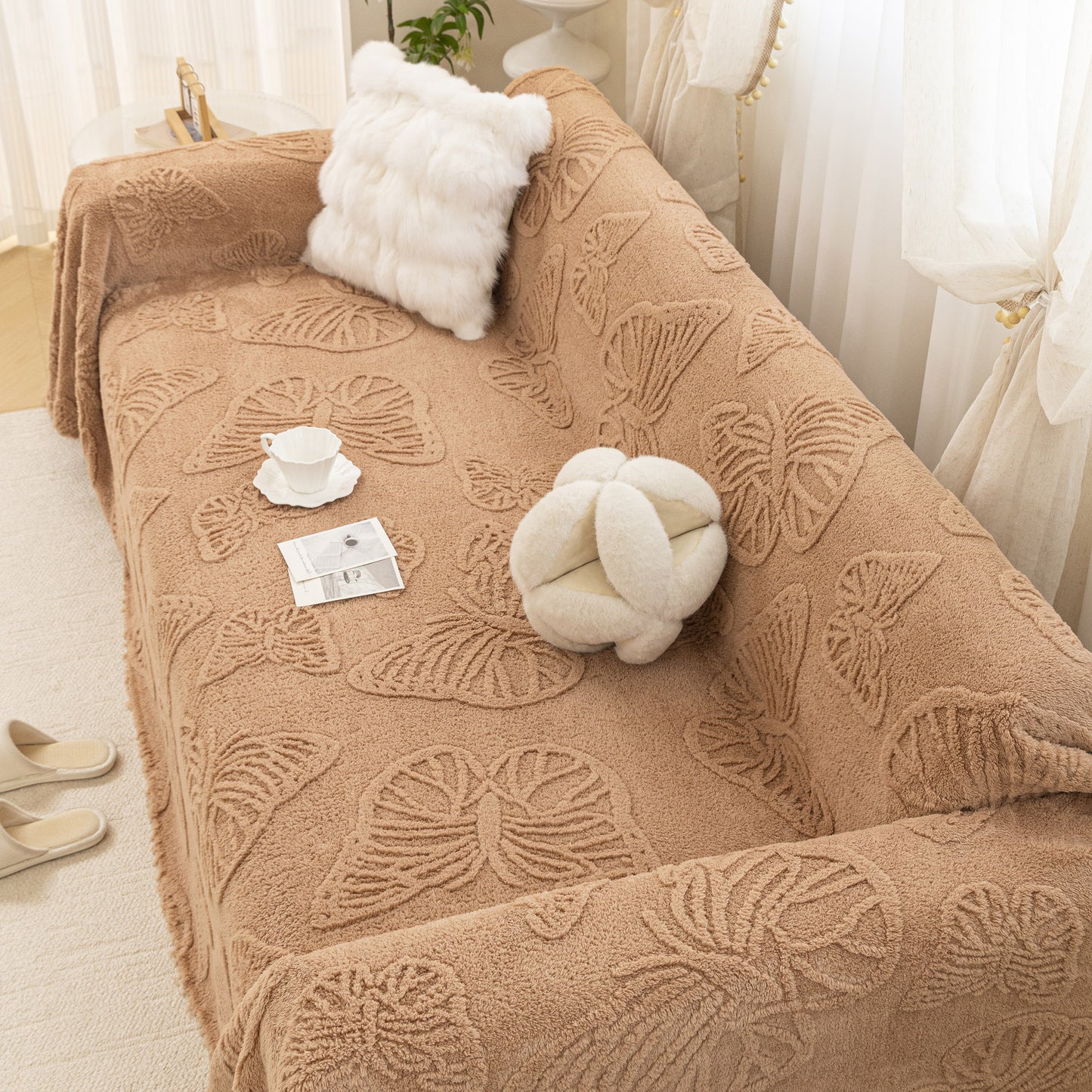 Luxury 3D Butterfly Jacquard Sofa Throw Blanket, Ultra-Soft Plush Fleece Couch Cover