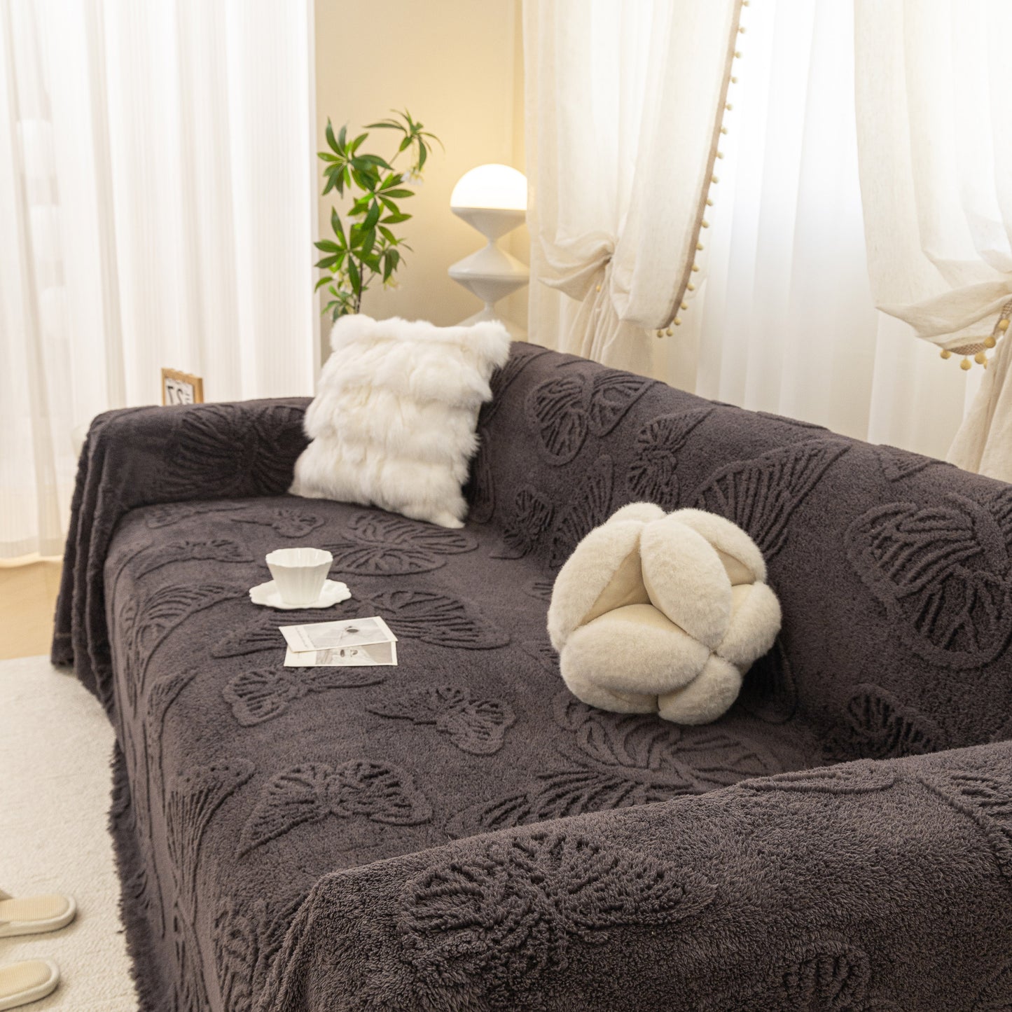 Luxury 3D Butterfly Jacquard Sofa Throw Blanket, Ultra-Soft Plush Fleece Couch Cover