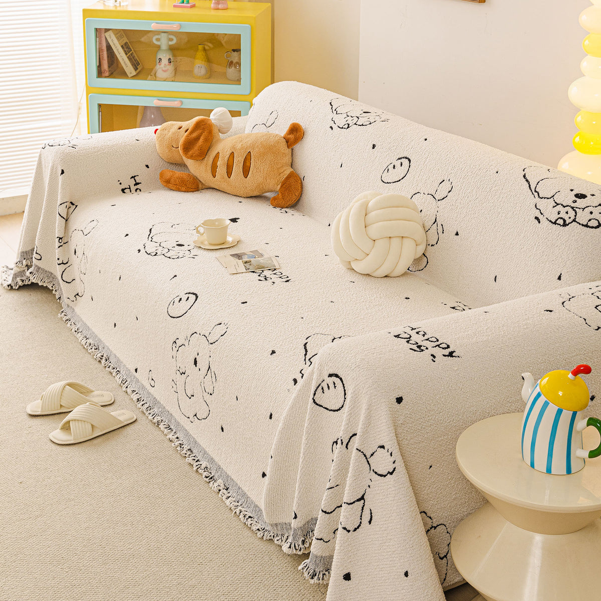 Cute Dog Pattern Plush Sofa Throw Cover, Soft Couch Protector Blanket with Fringe