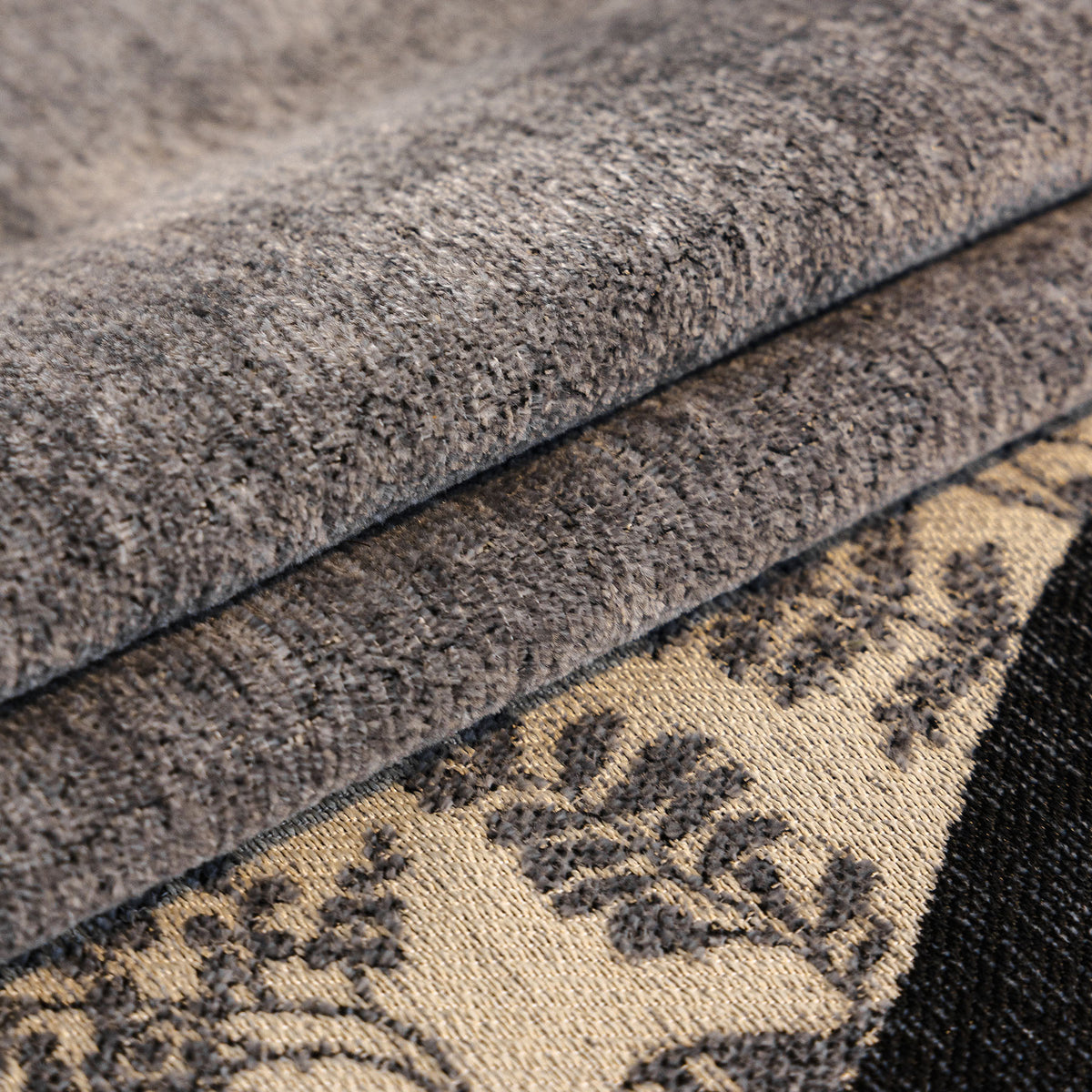 Botanical Chenille Sofa Throw Cover, Scalloped Border Couch Protector for Dogs, Kids