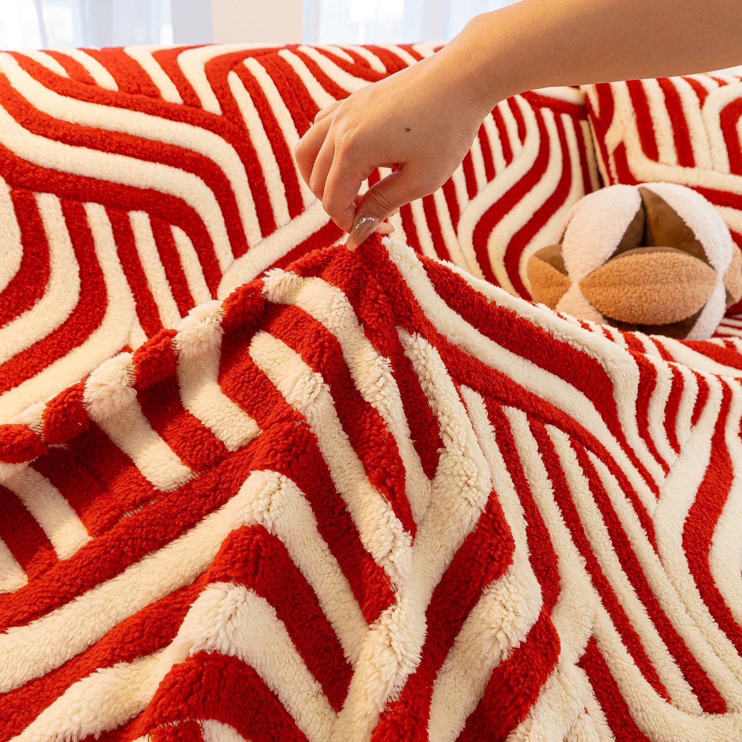 Plush Sherpa Sofa Throw Cover for Sectional, Jacquard Wave Throw Furniture Protector