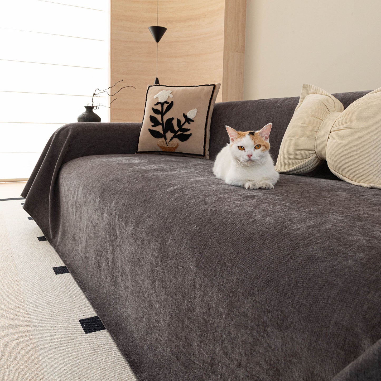Luxury Pet Friendly Couch Cover, Non-Slip Furniture Protector Blanket for Pets, Kids