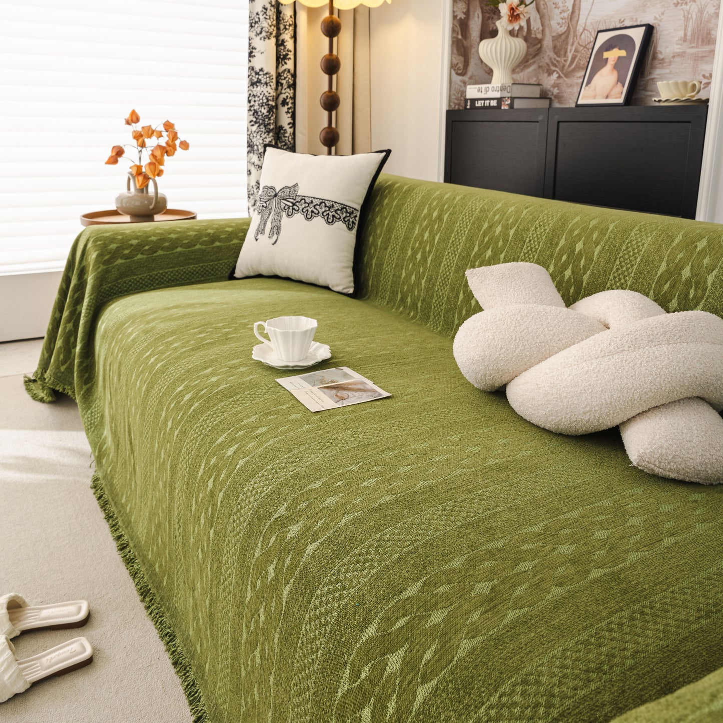 Sofa Cover Blanket Throw with Tassels, Decorative Furniture Protector for Dogs/Pets