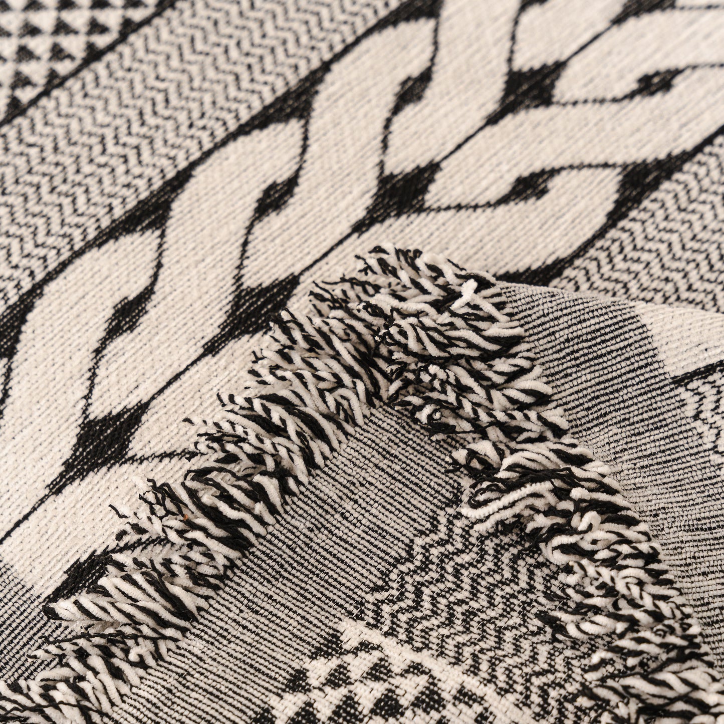 Sofa Cover Blanket Throw with Tassels, Decorative Furniture Protector for Dogs/Pets