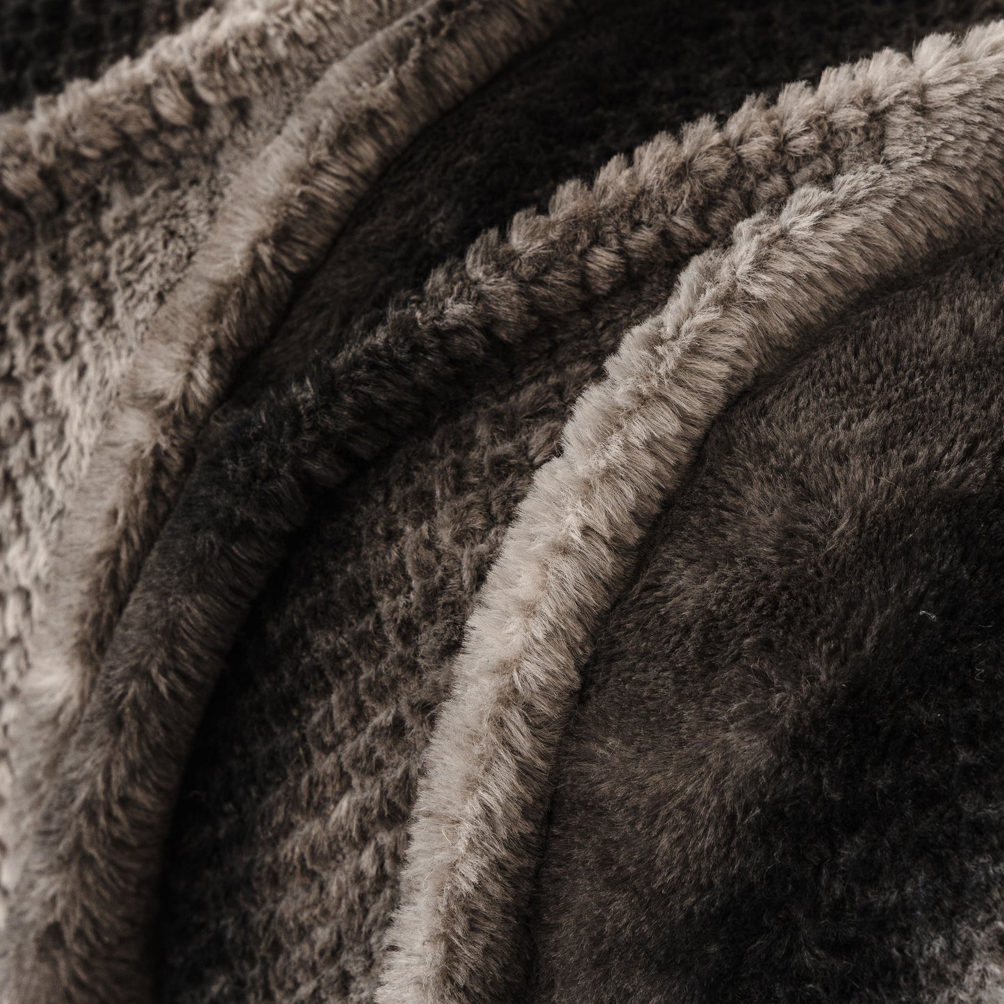 Faux Fur Sofa Cover Washable Furniture Protector for Sectional Warm & Fuzzy Slipcover