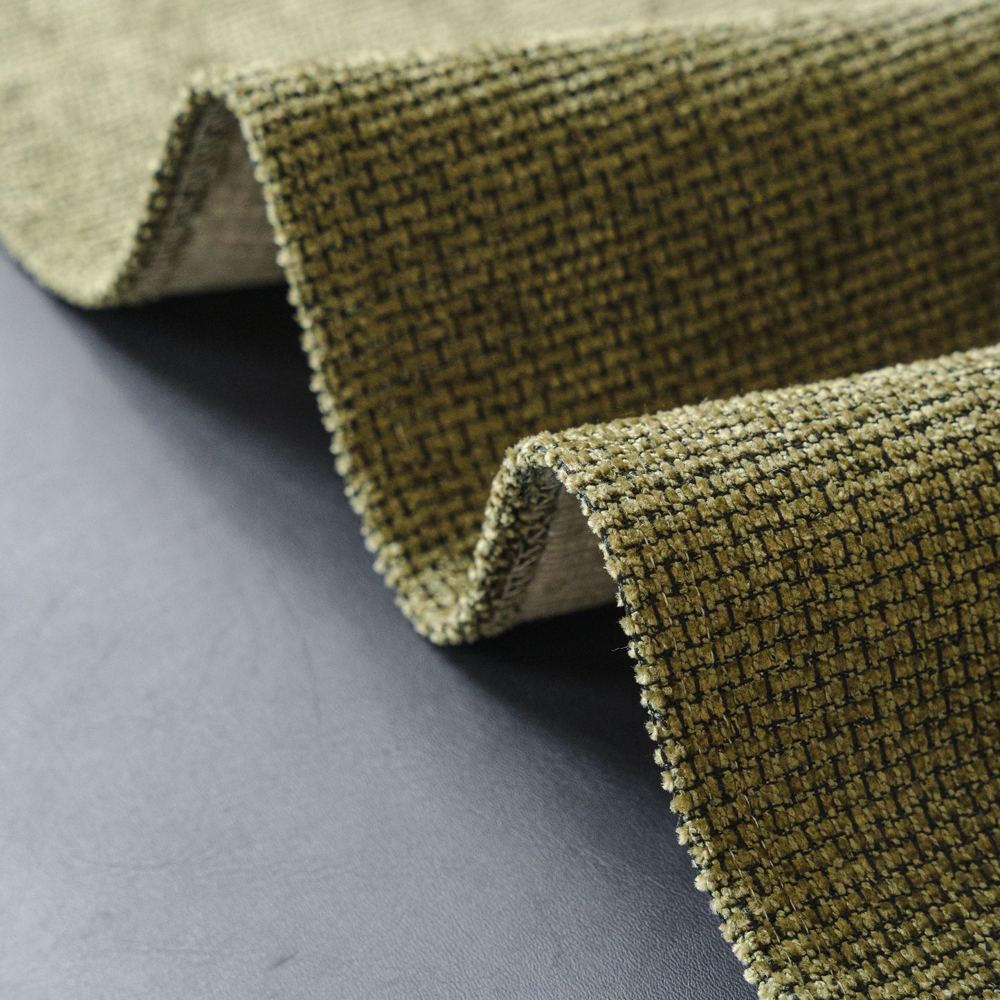 Chenille Sofa Cover Throw, Non-Slip, Water-Resistant, Pet-Friendly Couch Protector