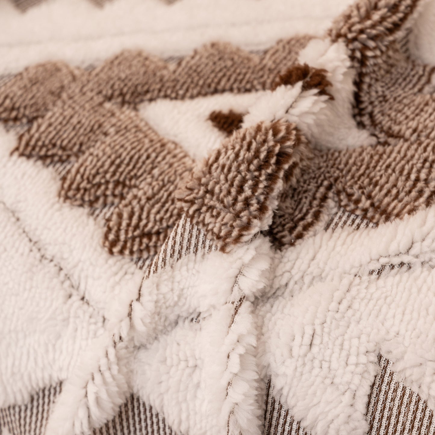 Bohemian Tufted Sofa Cover, Soft Sherpa Fleece Throw Blanket with 3D Aztec Geometric
