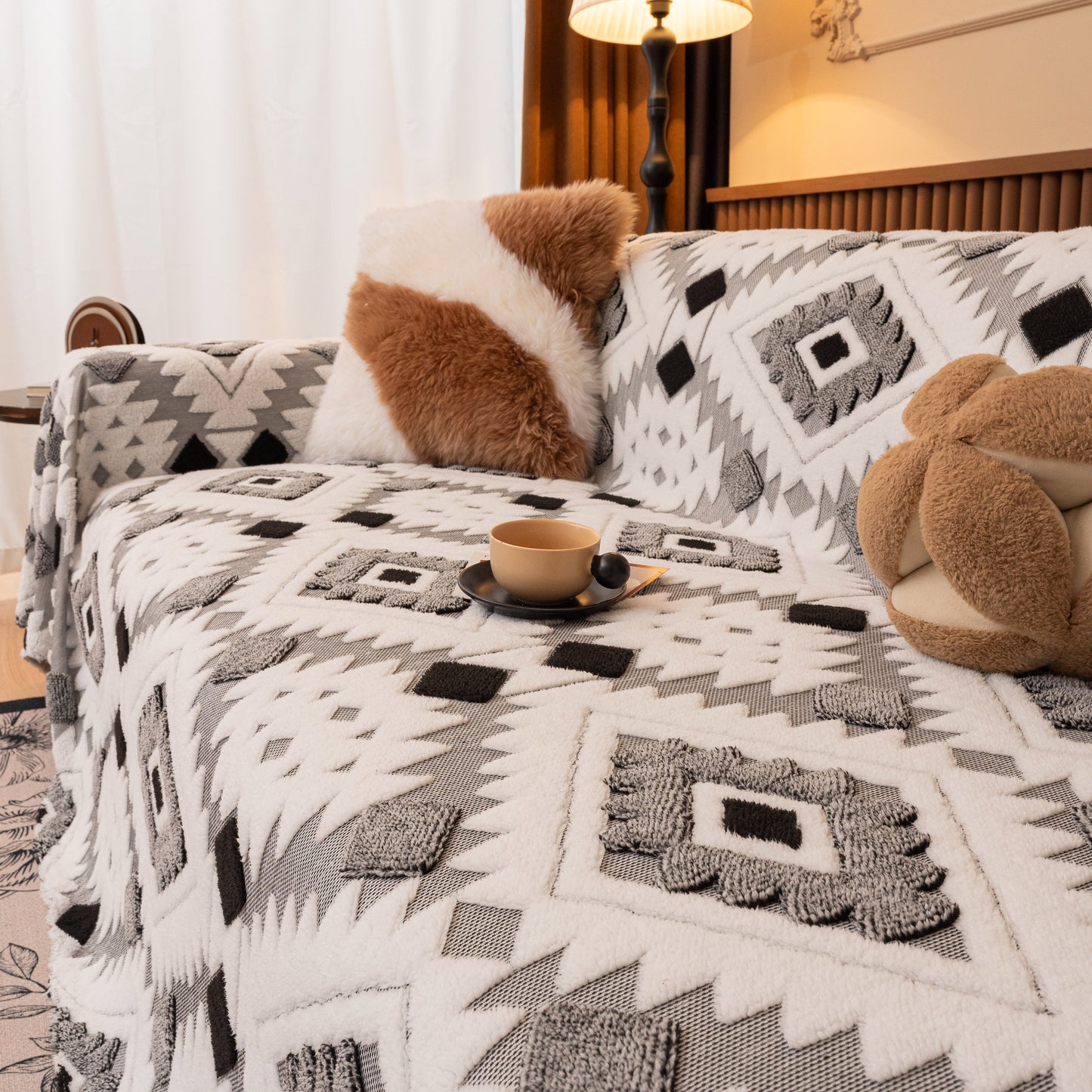 Bohemian Tufted Sofa Cover, Soft Sherpa Fleece Throw Blanket with 3D Aztec Geometric