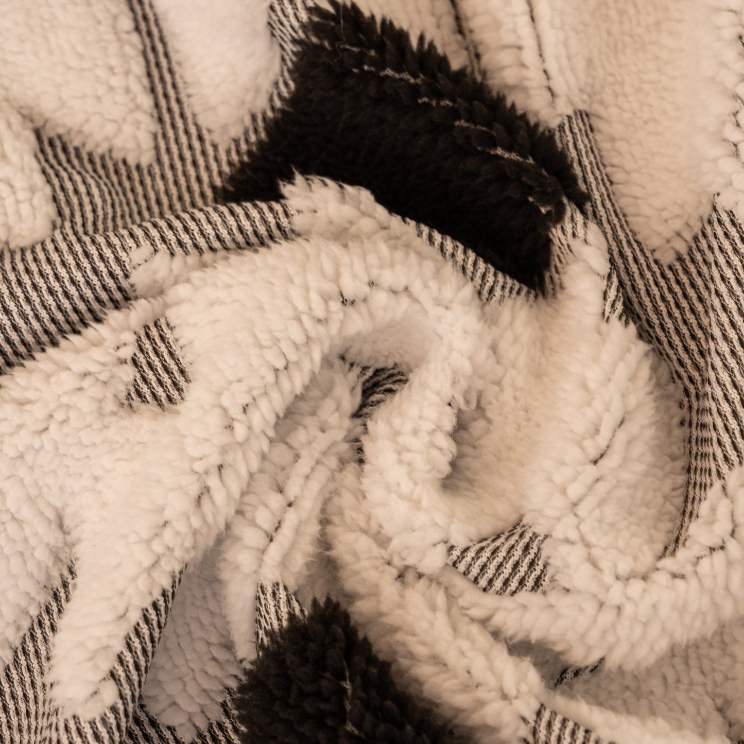 Bohemian Tufted Sofa Cover, Soft Sherpa Fleece Throw Blanket with 3D Aztec Geometric