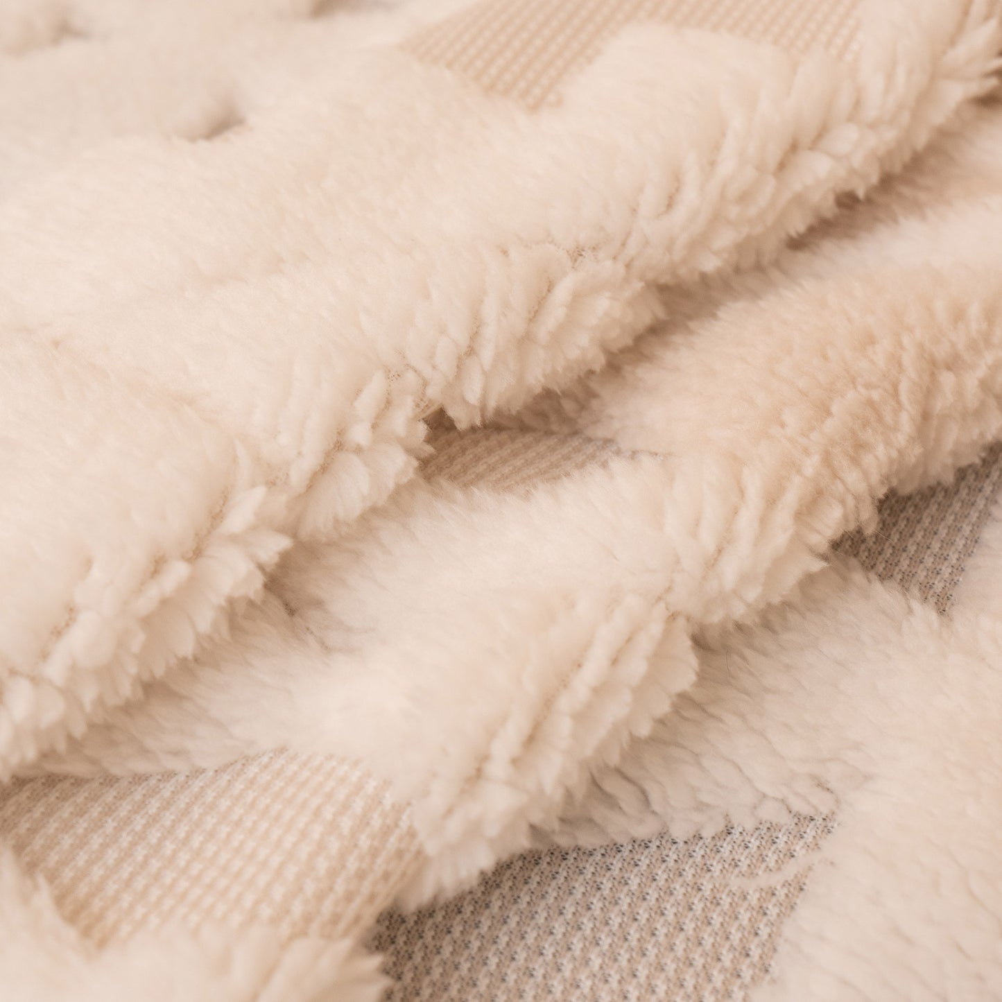 Bohemian Tufted Sofa Cover, Soft Sherpa Fleece Throw Blanket with 3D Aztec Geometric