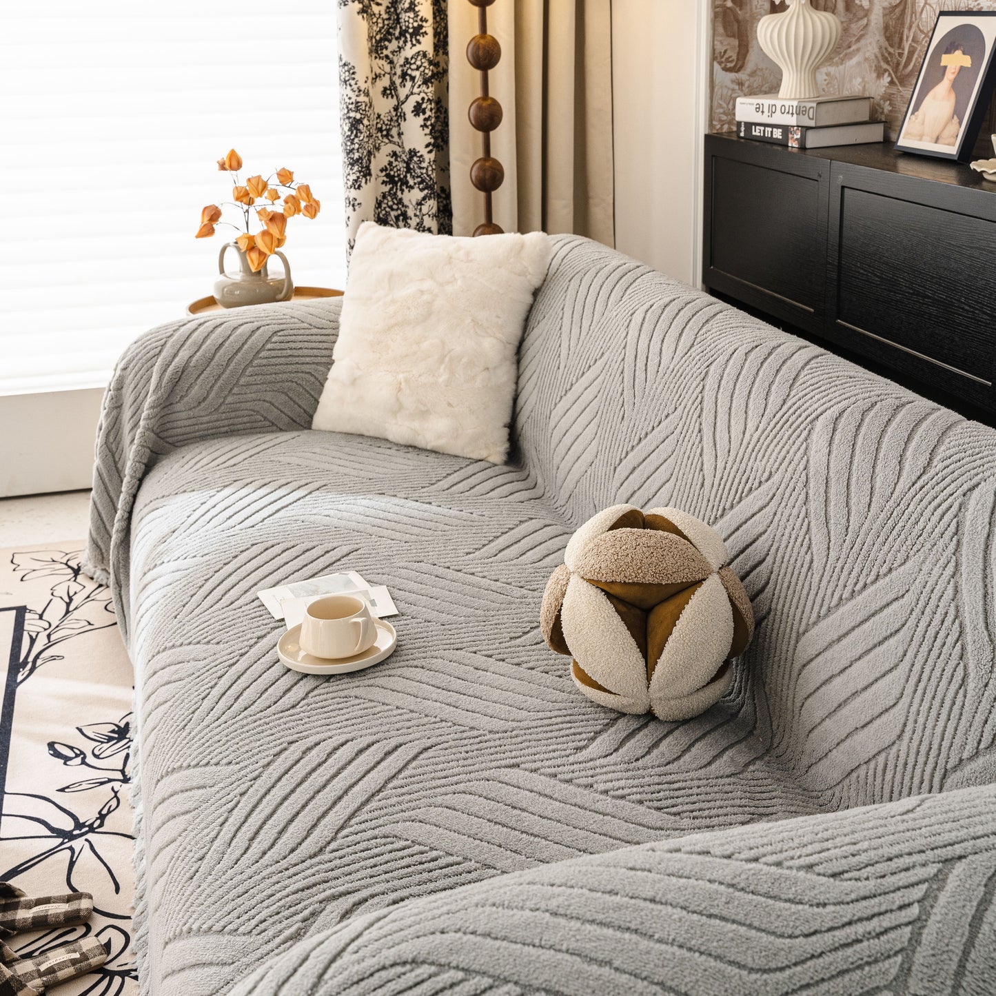 Plush Fleece Washable Sofa Throw Blanket, Soft & Cozy Furniture Protector for Couch