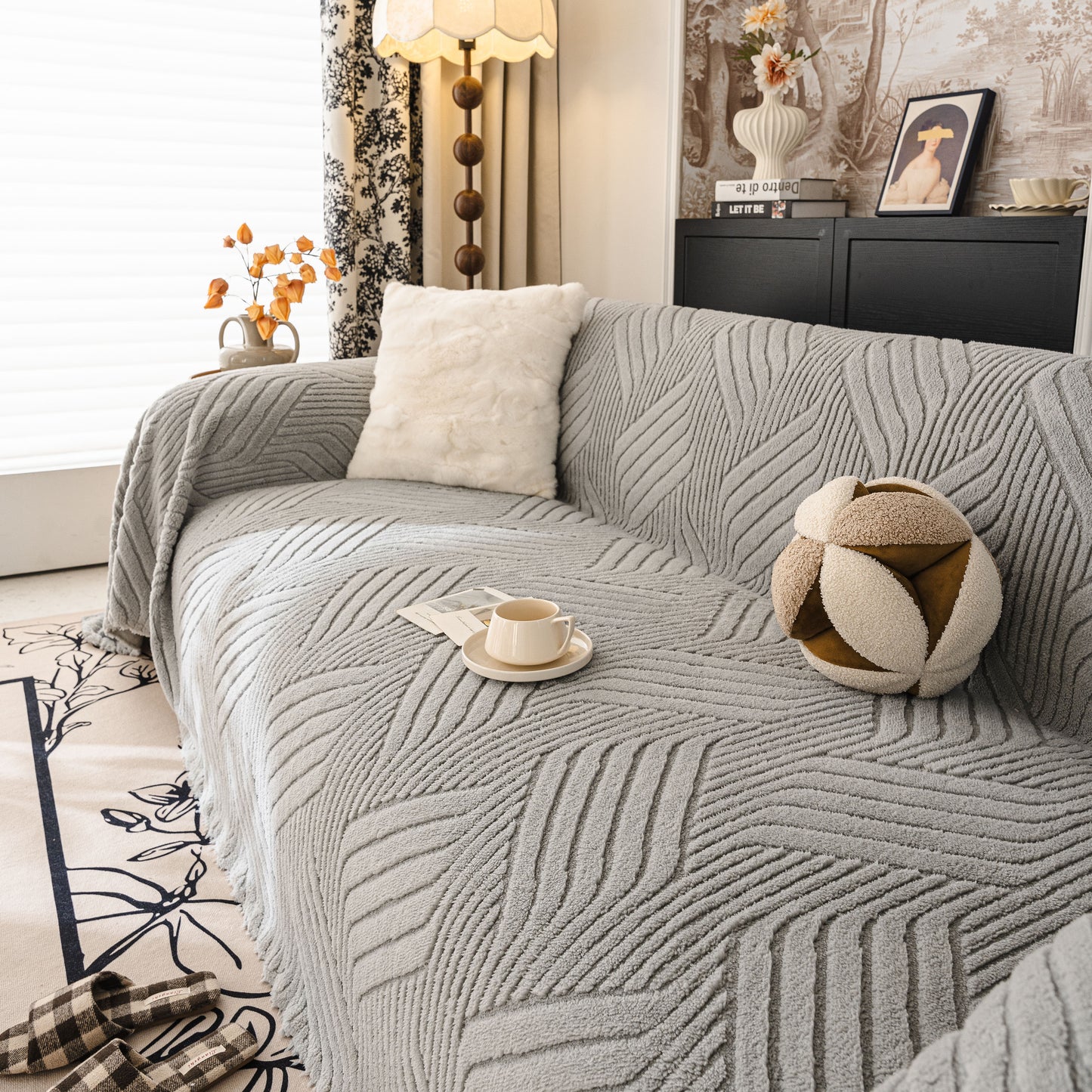 Plush Fleece Washable Sofa Throw Blanket, Soft & Cozy Furniture Protector for Couch