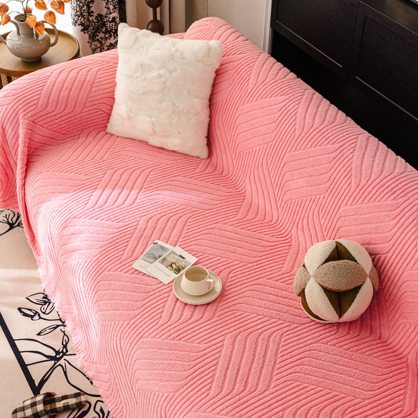 Plush Fleece Washable Sofa Throw Blanket, Soft & Cozy Furniture Protector for Couch