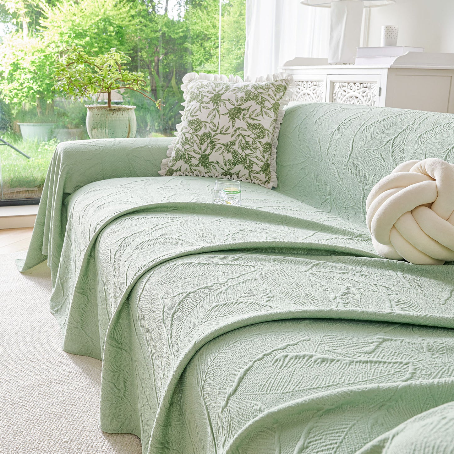Embossed Leaf Pattern Sofa Cover Blanket for Couch, Soft Cooling Textured Couch Cover