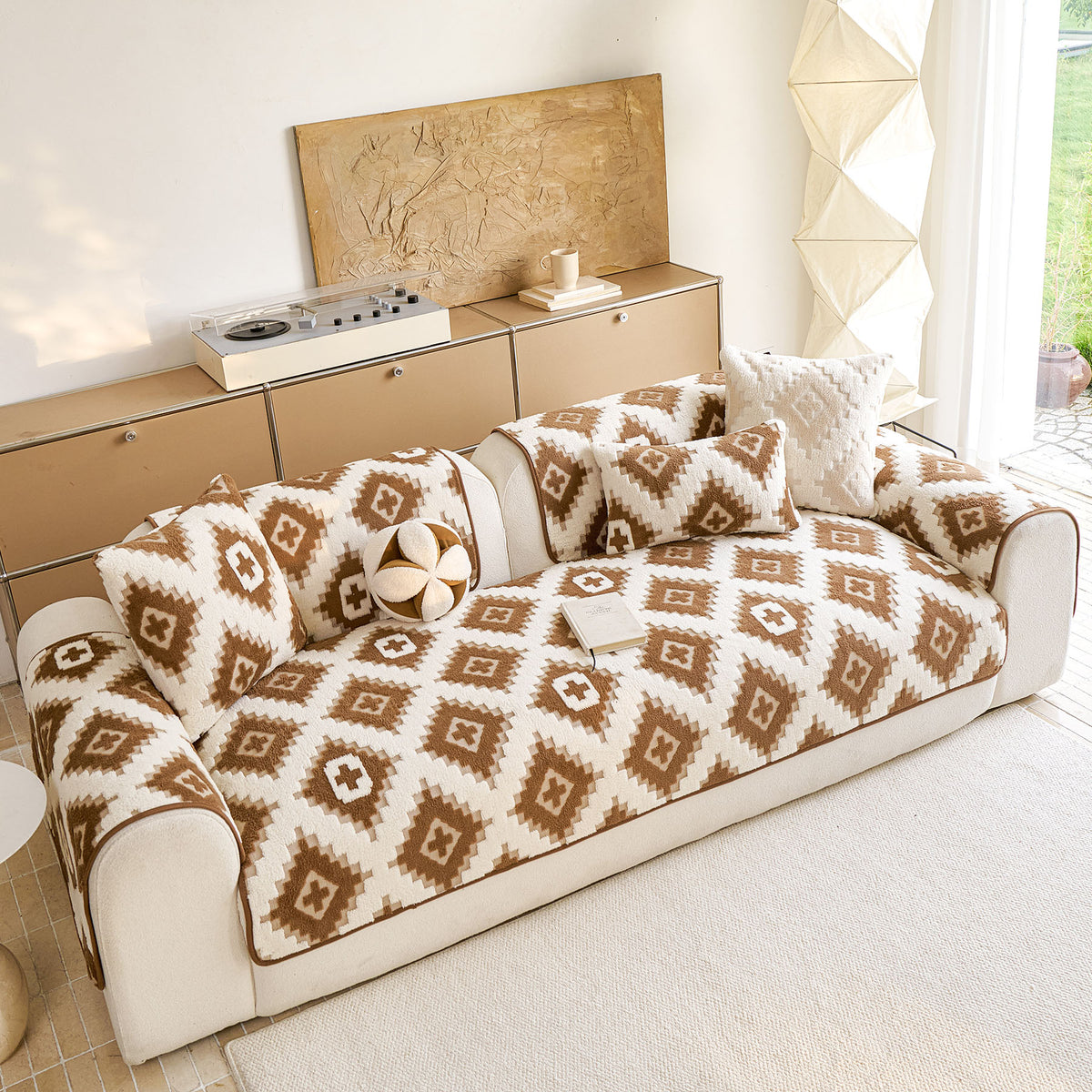 Cozy Thickened Sherpa Sofa Protector, Geometric Non-Slip Couch Cover for Pets & Kids
