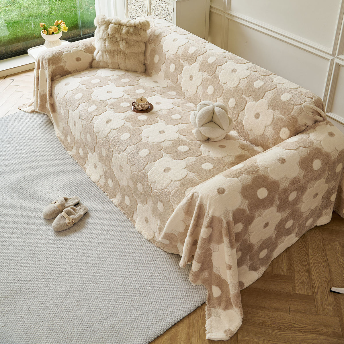 Plush Floral Sofa Throw Cover, Thick Soft Couch Protector Throw Couch for Dogs, Kids