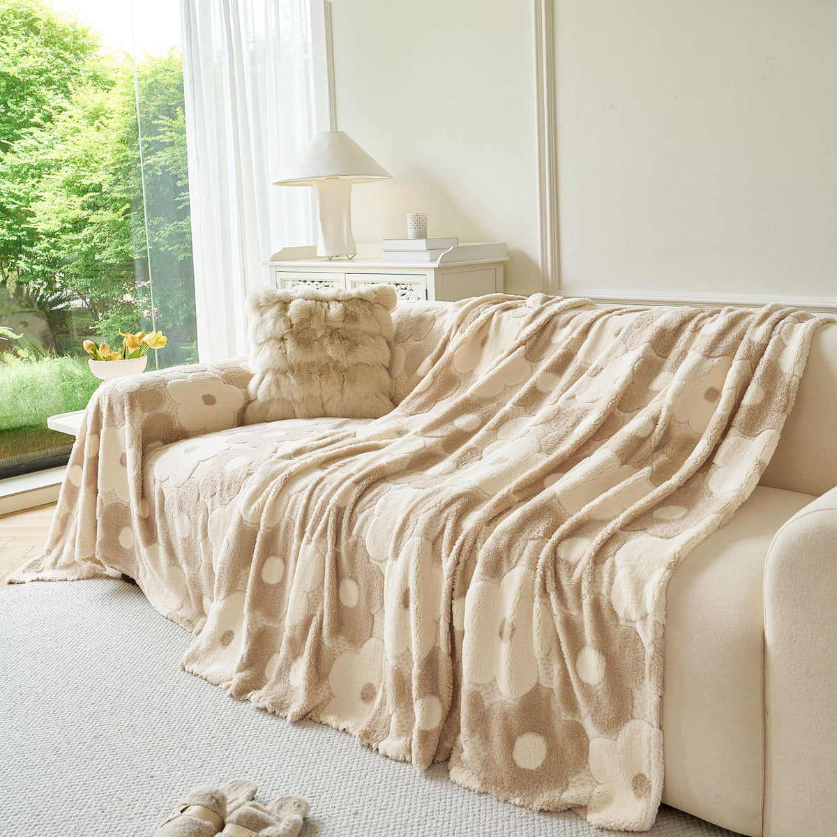 Plush Floral Sofa Throw Cover, Thick Soft Couch Protector Throw Couch for Dogs, Kids