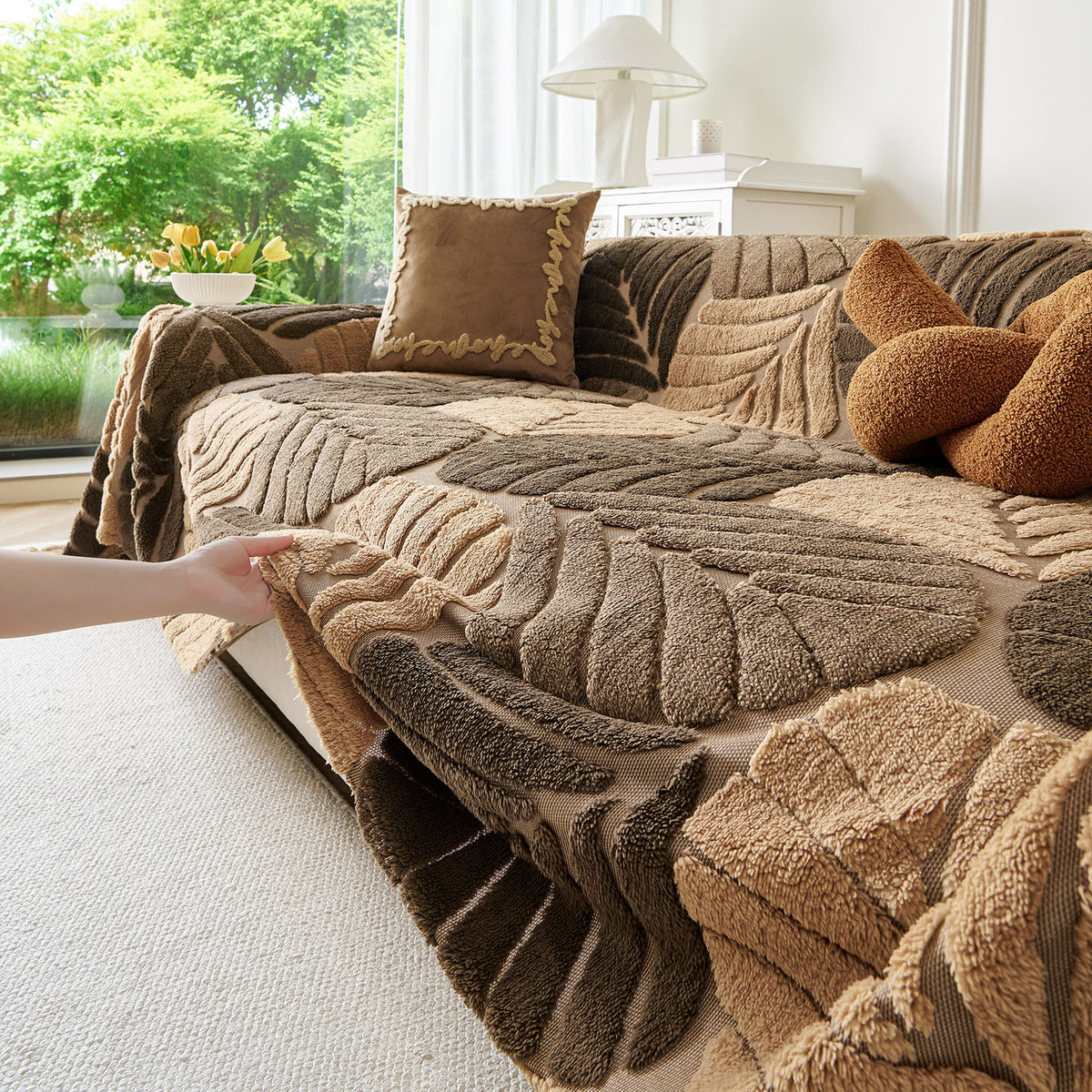 Plush Fleece Leaf Pattern Sofa Throw Cover, Soft Couch Protector Couch Cover Blanket