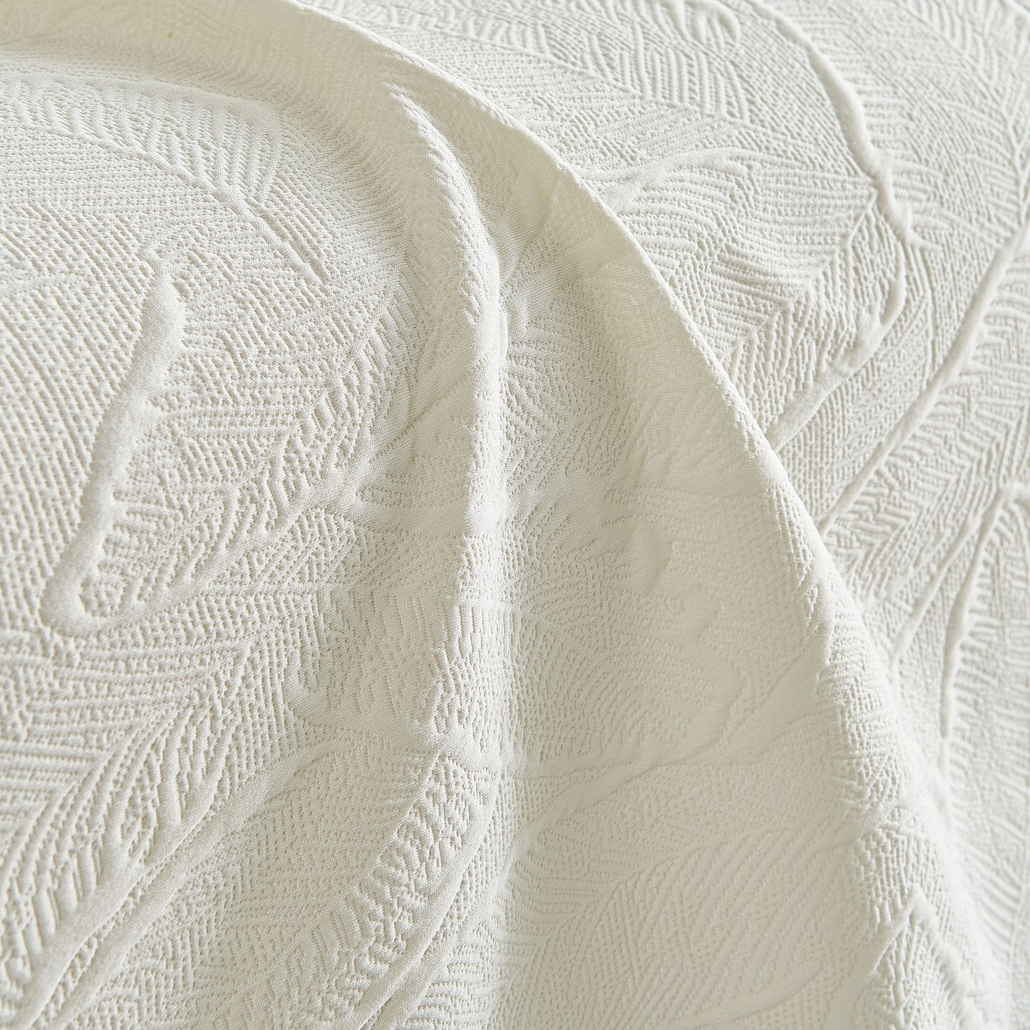 Embossed Leaf Pattern Sofa Cover Blanket for Couch, Soft Cooling Textured Couch Cover