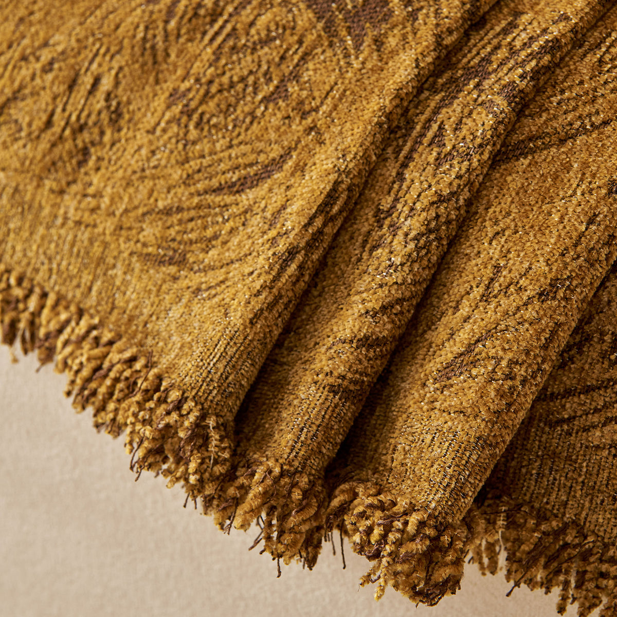 Abstract Feather Chenille Sofa Throw Cover, Decorative Washable Durable Couch Cover