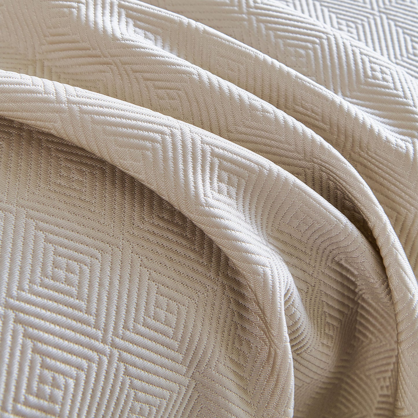 Cooling Ice Silk Soft Sofa Cover Blanket, Woven Geometric Textured Modern Couch Cover