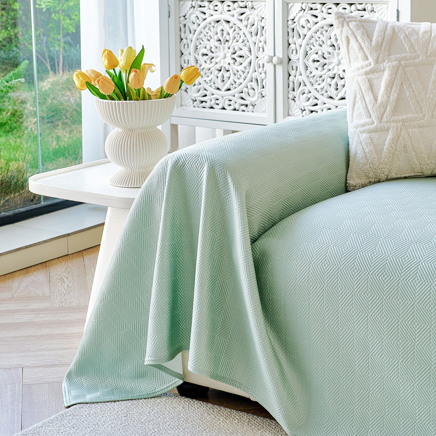 Cooling Ice Silk Soft Sofa Cover Blanket, Woven Geometric Textured Modern Couch Cover