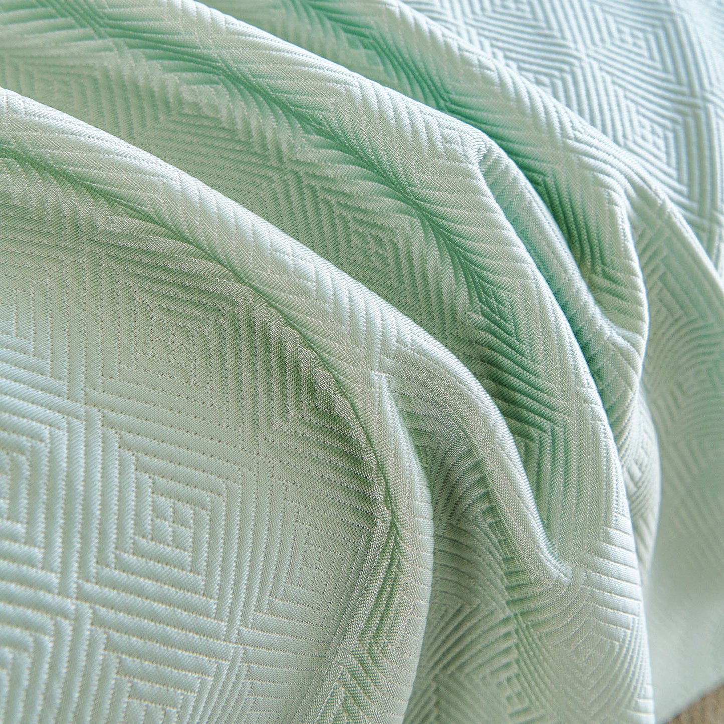 Cooling Ice Silk Soft Sofa Cover Blanket, Woven Geometric Textured Modern Couch Cover
