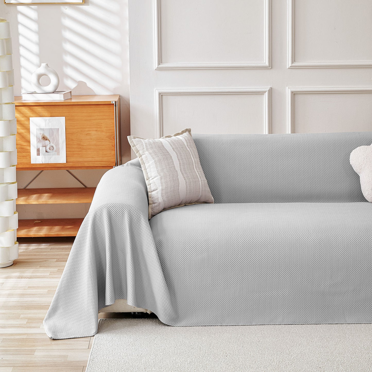Cooling Ice Silk Knit Couch Cover, Breathable Pet Friendly Soft Throw Cover for Sofas