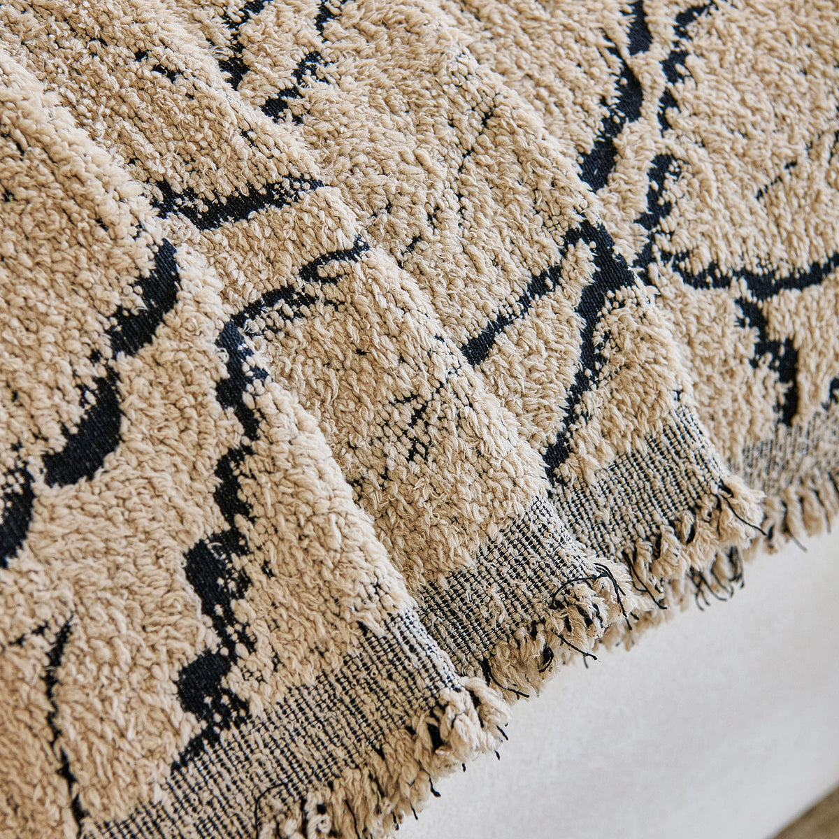 Boho Botanical Plush Sofa Throw Cover, Textured Leaf Pattern Slip Covers for Furniture