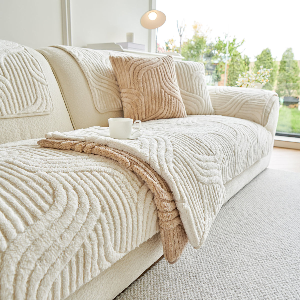 Luxury Plush Non-Slip Sofa Covers, Soft Fuzzy Embossed Sofa Topper & Seat Covers