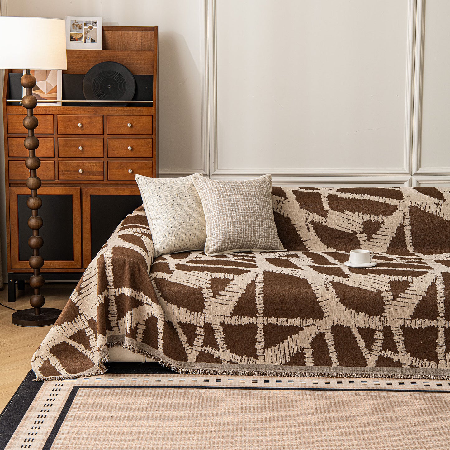 Modern Chenille Bold Abstract Pattern Sofa Cover, Artistic Decorative Furniture Cover