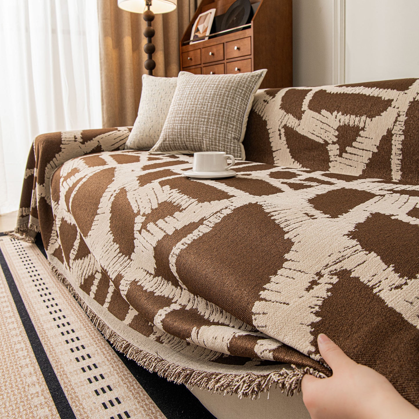 Modern Chenille Bold Abstract Pattern Sofa Cover, Artistic Decorative Furniture Cover
