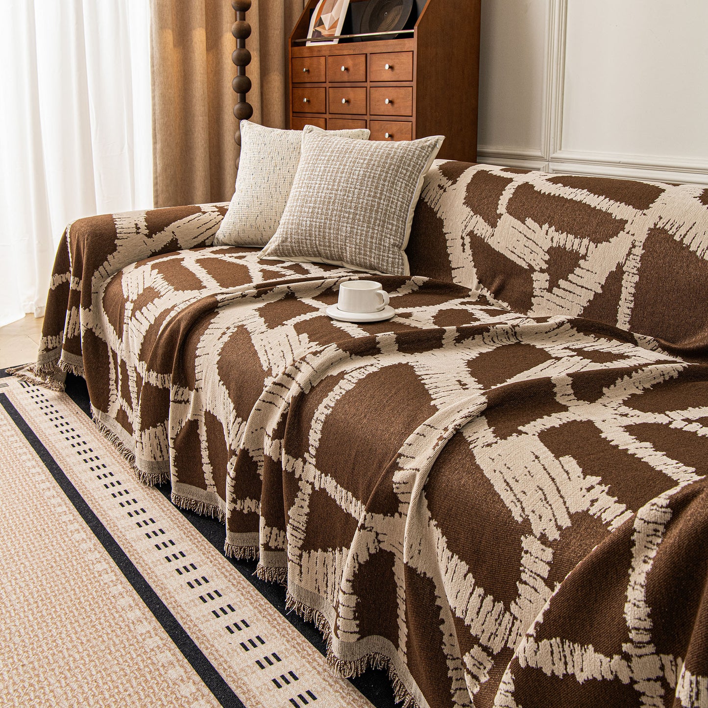 Modern Chenille Bold Abstract Pattern Sofa Cover, Artistic Decorative Furniture Cover